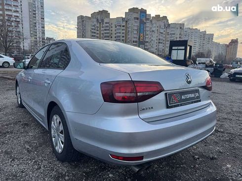 Volkswagen Jetta 2015 - фото 7