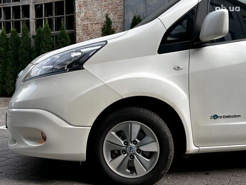 Nissan e-NV200 2018 белый - фото 4