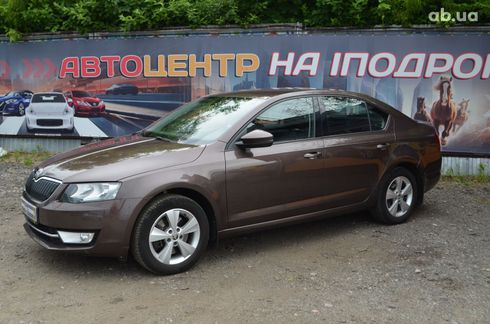 Skoda Octavia 2013 коричневый - фото 4