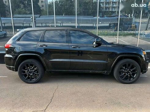 Jeep Grand Cherokee 2017 - фото 4