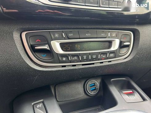 Renault Scenic 2012 - фото 21