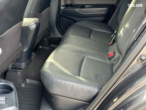 Toyota C-HR 2022 серый - фото 22