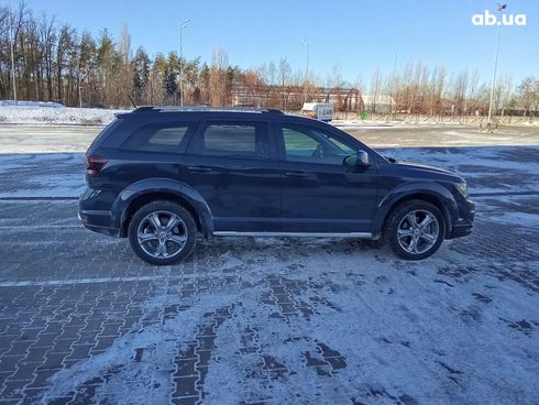 Dodge Journey 2017 серый - фото 20