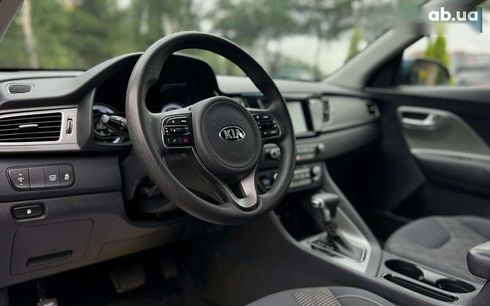 Kia Niro 2019 - фото 19