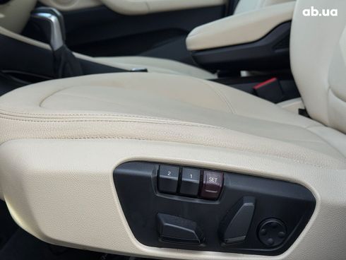 BMW X1 2017 коричневый - фото 15