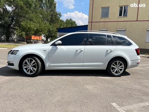 Skoda octavia a7 2018 белый - фото 2