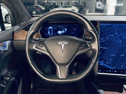 Tesla Model X 2020 - фото 22