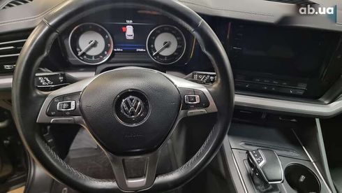 Volkswagen Touareg 2019 - фото 14