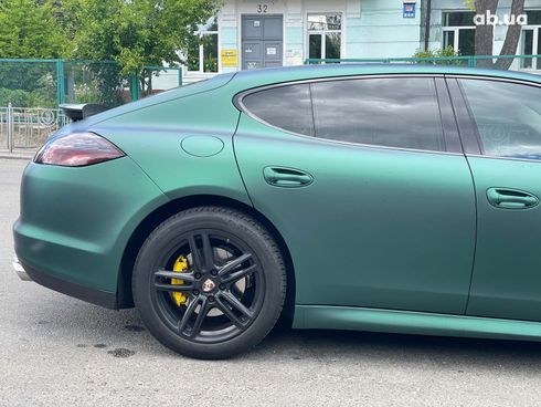 Porsche Panamera 2010 зеленый - фото 5