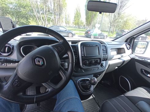 Renault Trafic 2015 белый - фото 2