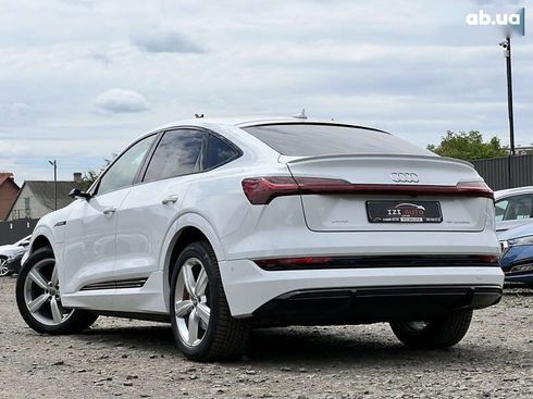 Audi E-Tron 2021 - фото 6