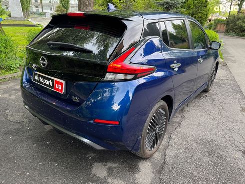 Nissan Leaf 2022 синий - фото 6