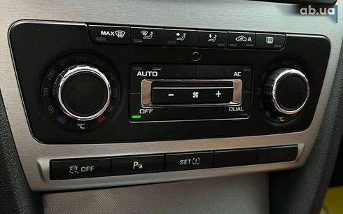 Skoda Octavia 2011 - фото 19