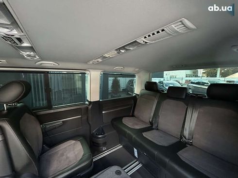 Volkswagen Multivan 2017 - фото 23