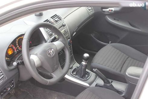 Toyota Corolla 2012 - фото 19