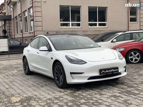 Tesla Model 3 2022 - фото 30