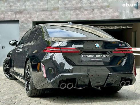 BMW M5 2025 - фото 23