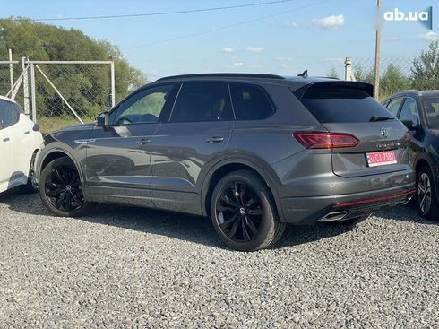 Volkswagen Touareg 2021 - фото 13