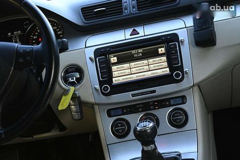 Volkswagen Passat 2009 - фото 28