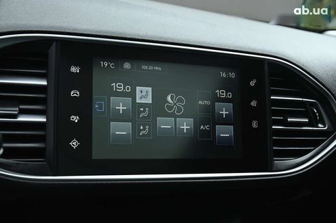 Peugeot 308 2015 - фото 30