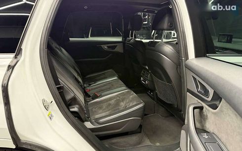 Audi Q7 2018 - фото 30