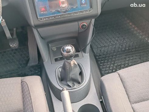 Volkswagen Touran 2005 синий - фото 18