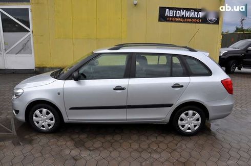 Skoda Fabia 2011 - фото 14