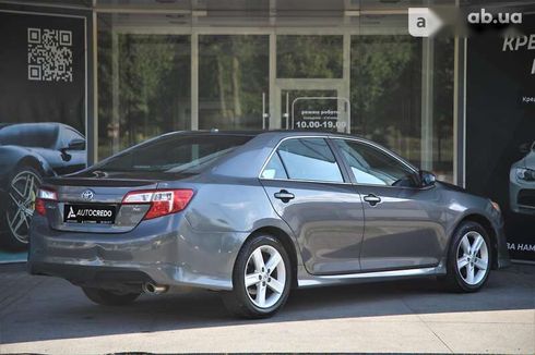 Toyota Camry 2013 - фото 2