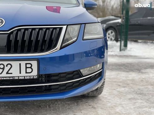Skoda Octavia 2019 - фото 10