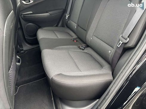 Hyundai Kona Electric 2021 - фото 14