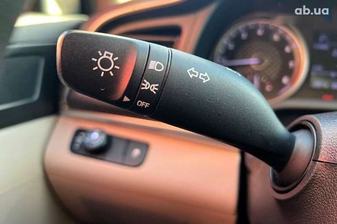 Hyundai Elantra 2019 - фото 16