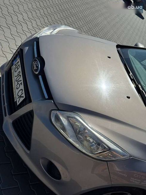 Ford Focus 2012 - фото 7