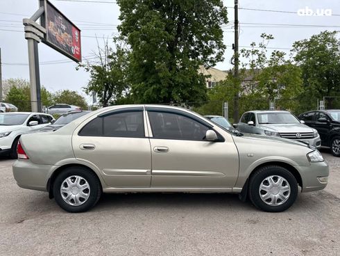Nissan Almera 2007 бежевый - фото 4