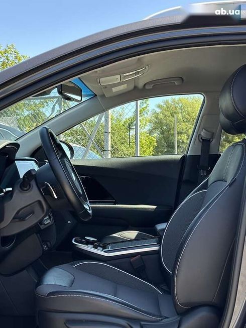 Kia Niro 2021 - фото 22