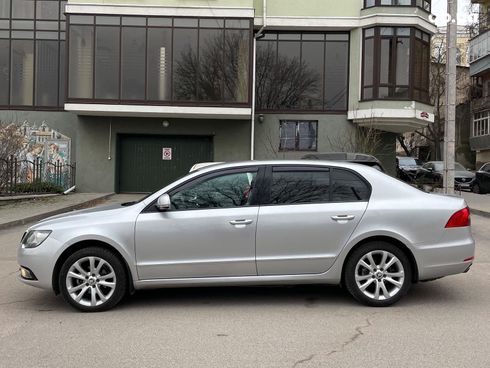 Skoda Superb 2014 серый - фото 47