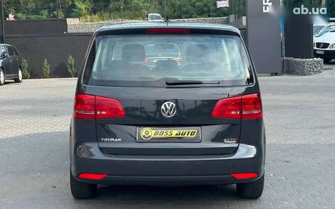Volkswagen Touran 2015 - фото 5