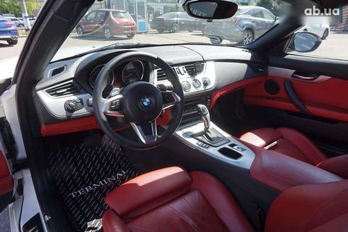 BMW Z4 2009 - фото 27