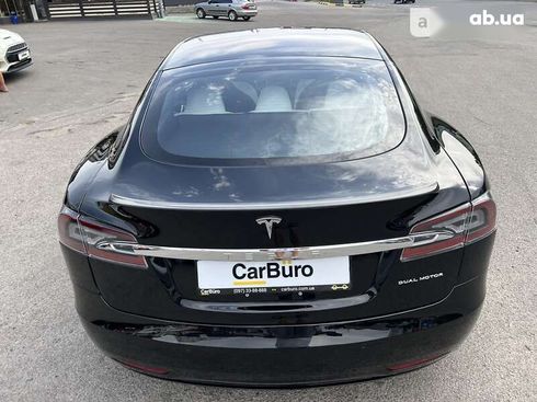 Tesla Model S 2019 - фото 11