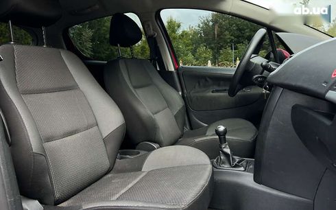Peugeot 207 2010 - фото 17
