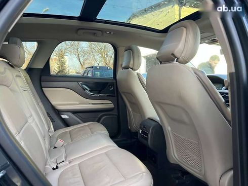 Lincoln Corsair 2020 - фото 30