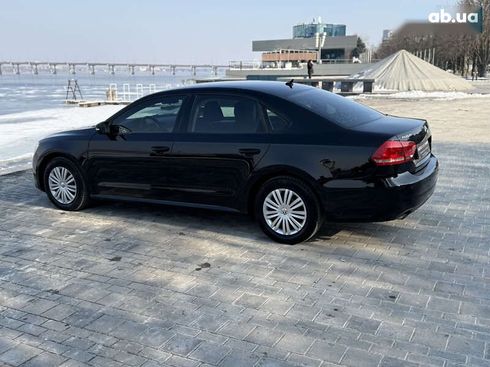 Volkswagen Passat 2015 - фото 17