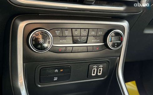 Ford EcoSport 2019 - фото 18
