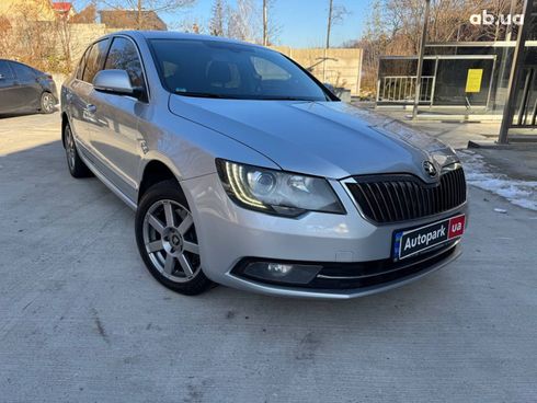 Skoda Superb 2013 серый - фото 3