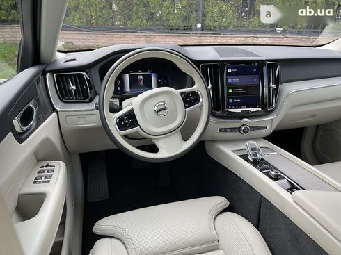 Volvo XC60 2023 - фото 21