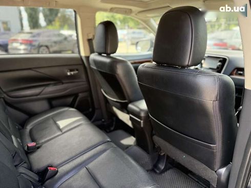 Mitsubishi Outlander 2014 - фото 28
