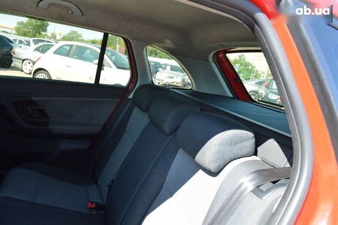 Skoda Fabia 2011 - фото 12