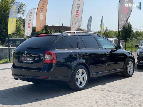 Skoda Octavia 2010 - фото 13