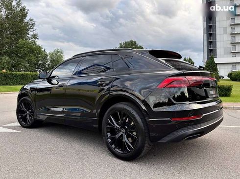 Audi Q8 2025 - фото 11