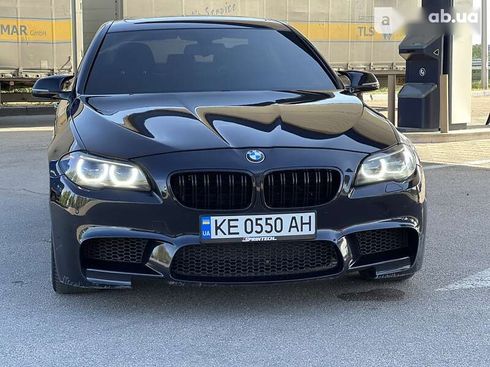 BMW 5 серия 2016 - фото 23