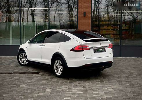 Tesla Model X 2017 - фото 13